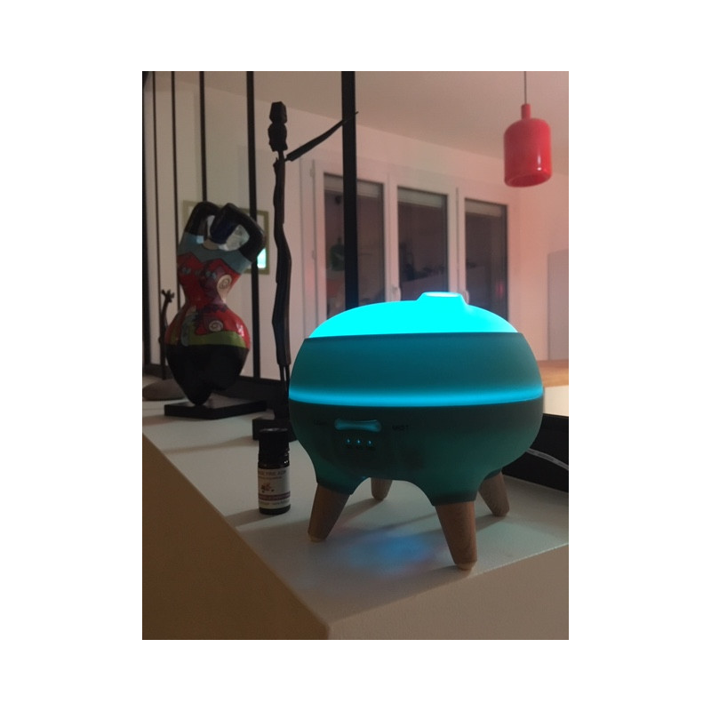 Diffuseur d'huiles essentielles avec éclairage Diffuseur d'huiles essentielles avec éclairage